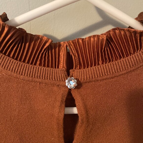 Woman's Sweater, Brown, Soft, high color, - Picture 3 of 3